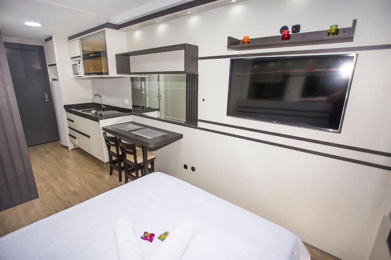 Studio Moderno No Centro De Curitiba - All1206 Экстерьер фото
